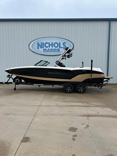 BOATZON | 2024 MasterCraft NXT 24