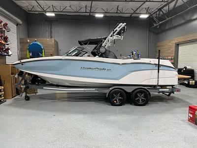 BOATZON | MasterCraft NXT22 2024