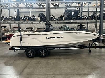 BOATZON | MasterCraft NXT22 2025