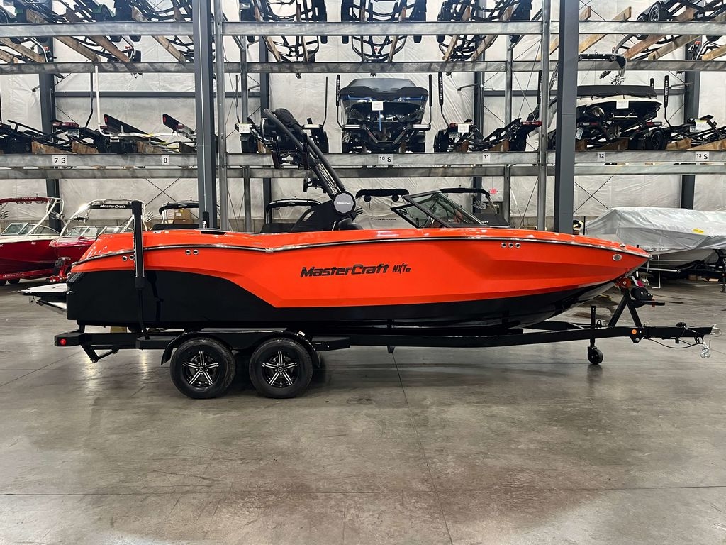 MasterCraft NXT23 2025