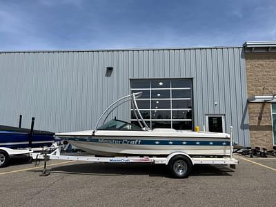 BOATZON | 1998 MasterCraft ProStar