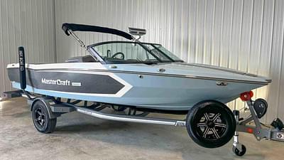 BOATZON | MasterCraft ProStar 2023