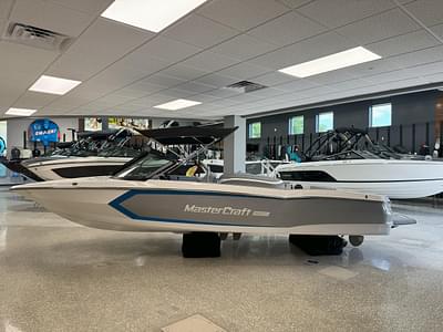 BOATZON | MasterCraft ProStar 2024