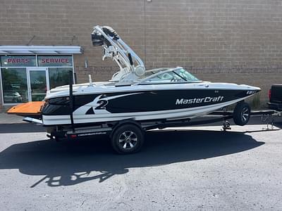 BOATZON | MasterCraft X2 2013