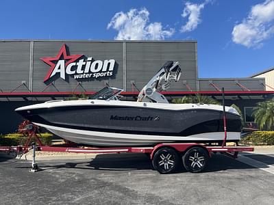 BOATZON | 2019 MasterCraft X22