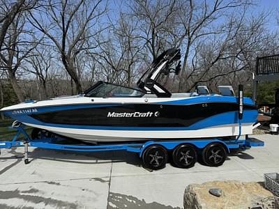 BOATZON | MasterCraft X24 2022