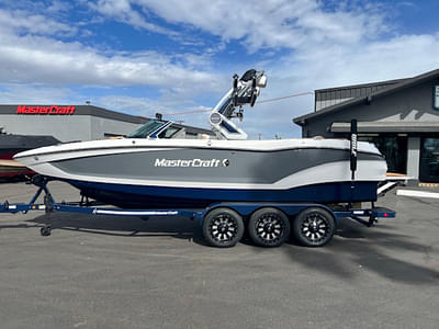 BOATZON | MasterCraft X24 2024