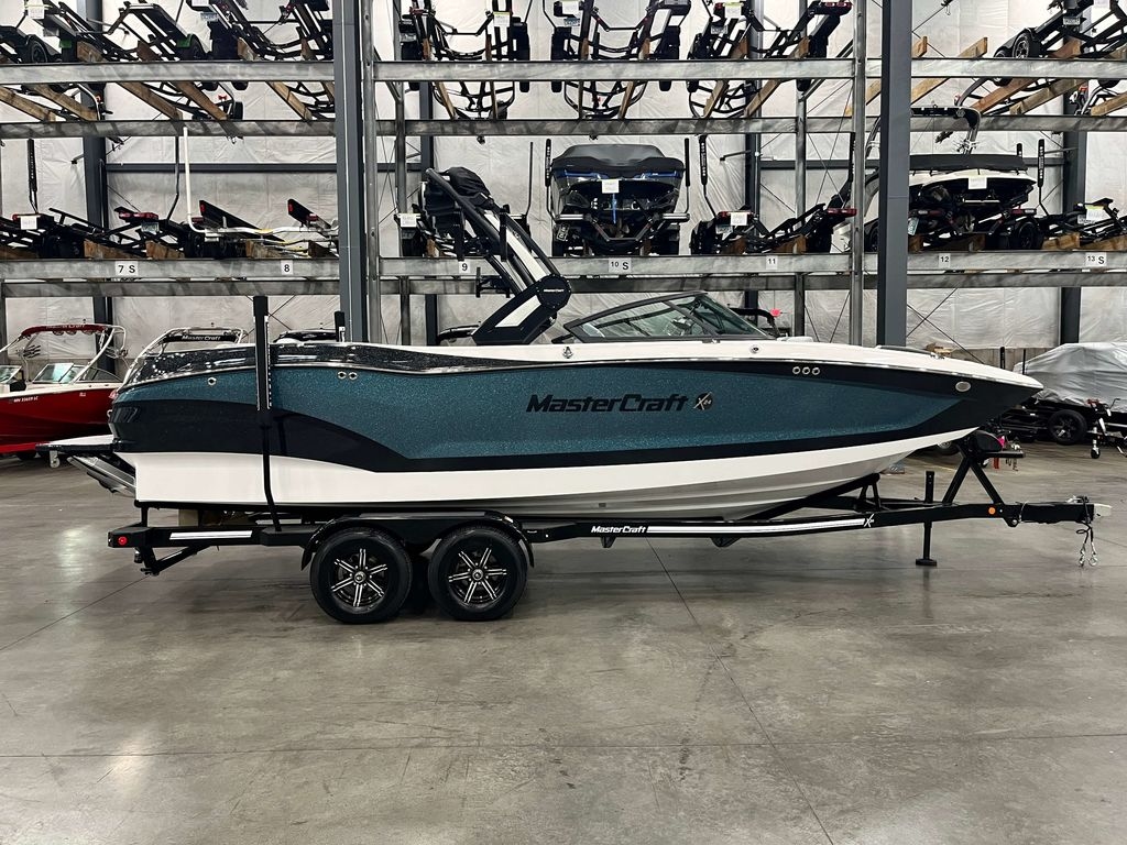 2025 MasterCraft X24 - Sold Boat