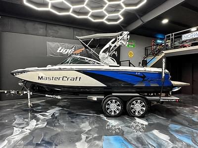 BOATZON | MasterCraft X25 2013