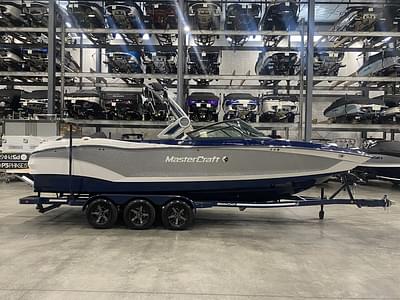 BOATZON | MasterCraft X26 2024