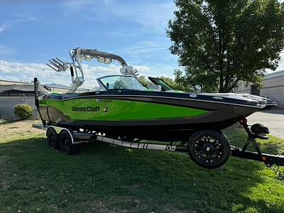 BOATZON | MasterCraft X46 2015