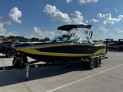 BOATZON | MasterCraft X46 2015