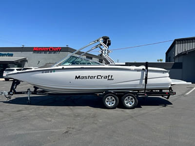 BOATZON | MasterCraft X55 2010