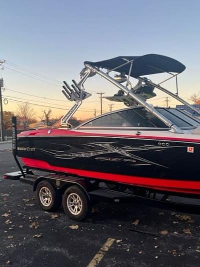 BOATZON | MasterCraft XStar 2010