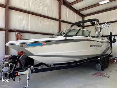 BOATZON | Mastercraft XT 23