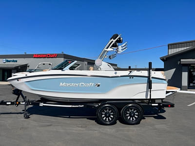 BOATZON | MasterCraft XT20 2024