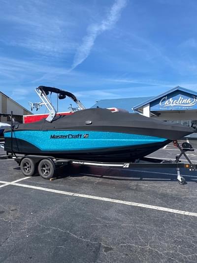 BOATZON | MasterCraft XT22 2018