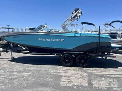 BOATZON | 2018 MasterCraft XT22