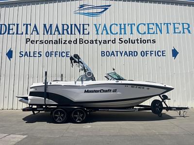 BOATZON | MasterCraft XT22 2021