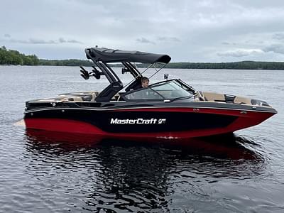 BOATZON | MasterCraft XT22 2023