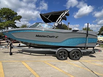 BOATZON | Mastercraft XT22 2024