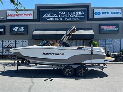 BOATZON | MasterCraft XT22 2024