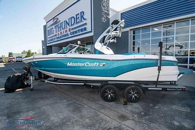 BOATZON | MasterCraft XT23 2017