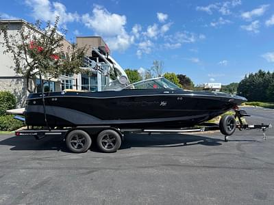 BOATZON | MasterCraft XT23 2020