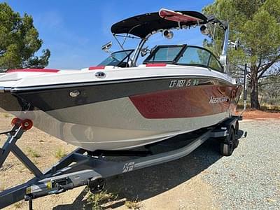 BOATZON | MasterCraft XT23 2022