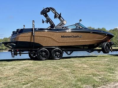 BOATZON | MasterCraft XT23 Ashley Kidd Edition 2024