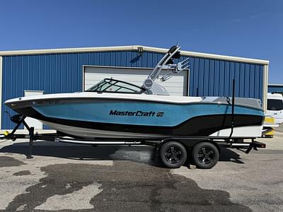 BOATZON | MasterCraft XT24 2022