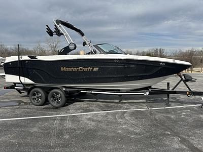 BOATZON | MasterCraft XT24 2024