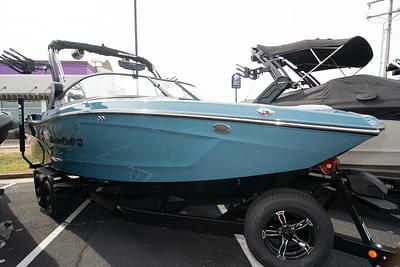 BOATZON | MasterCraft XT24 2025