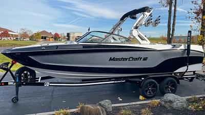 BOATZON | MasterCraft XT25 2024