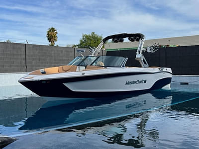 BOATZON | MasterCraft XT25 2024