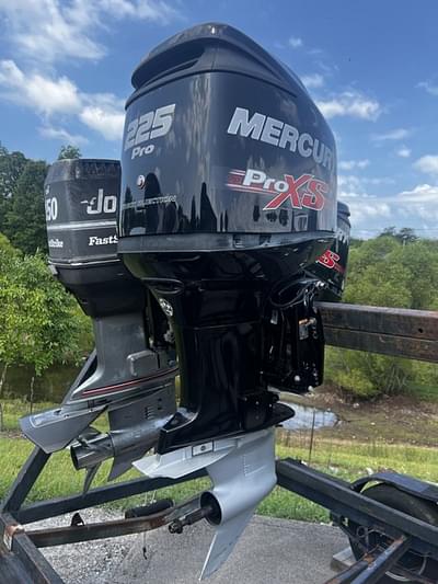 BOATZON | Mercury Marine® 225 HP Pro XS 2013