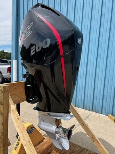 BOATZON | Mercury Marine® Pro XS 200 2021