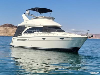 BOATZON | Meridian 341 Sedan 2003