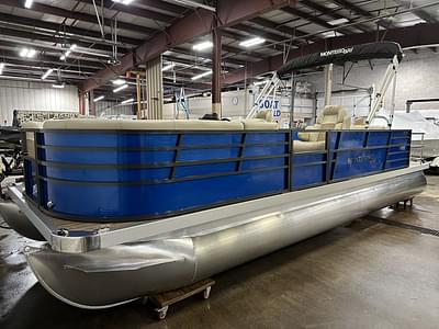 BOATZON | Montego Bay 8524 Swingback Deluxe Pontoon Honda 4Stroke EFI 2023 BOATZON | Montego Bay 8524 Swingback Deluxe Pontoon Honda 4Stroke EFI 2023