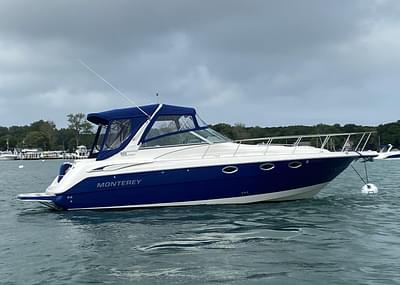 BOATZON | Monterey 322 Cruiser 2004