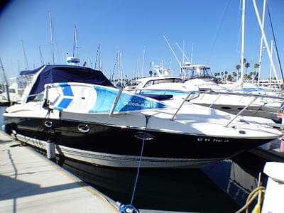 BOATZON | Monterey 350 Sport Yacht 2008