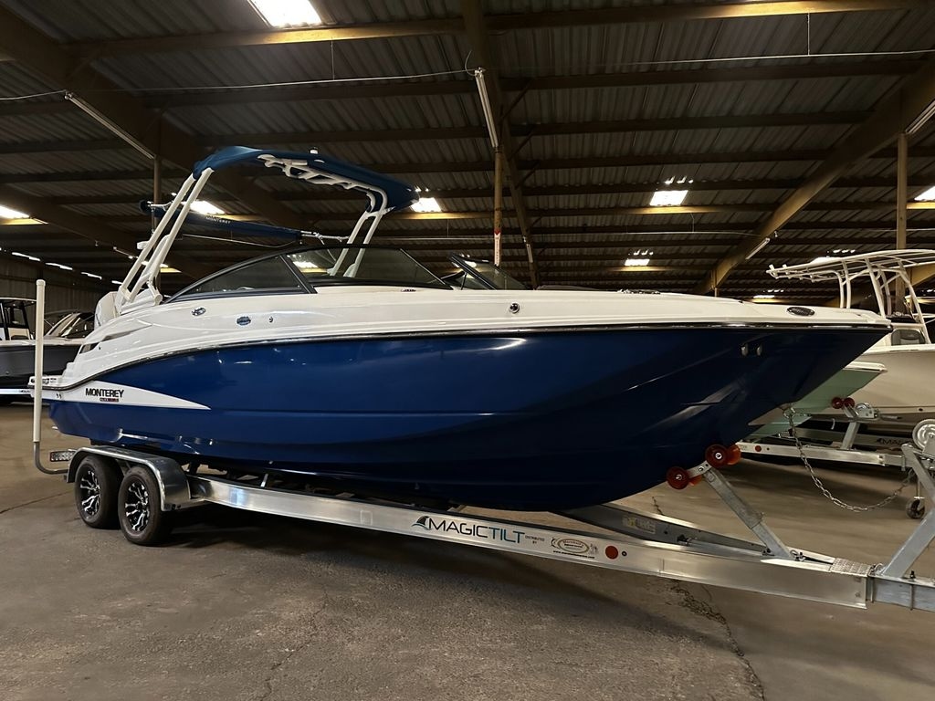 2023 Monterey M65 - Sold Boat
