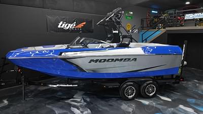 BOATZON | MOOMBA Max 2021