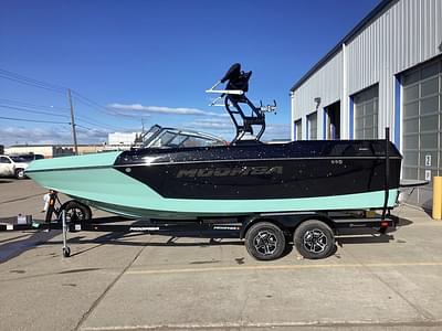 BOATZON | Moomba Max 2024