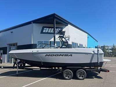 BOATZON | Moomba Max 2024