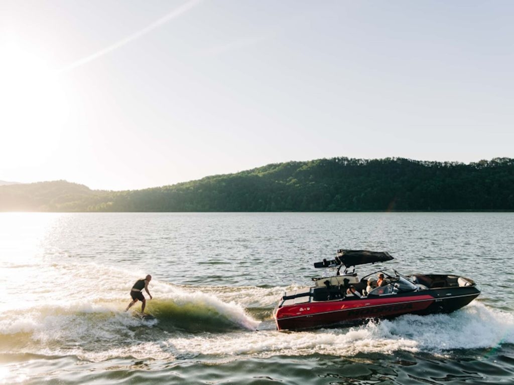 2025 MOOMBA Max - Sold Boat