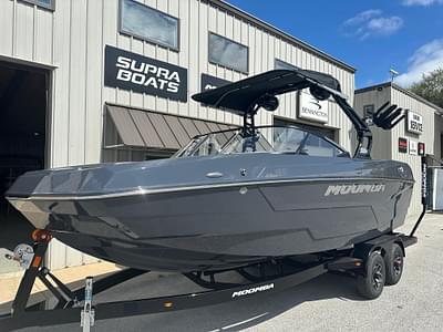 BOATZON | Moomba Max 2025