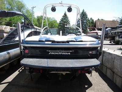 BOATZON | Moomba Mobius 22LSV 2008