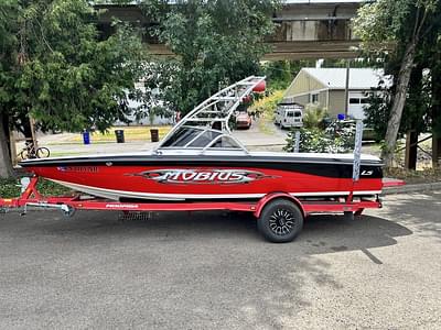 BOATZON | Moomba Mobius LS 2005