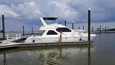 BOATZON | Motor Yacht Sports Cat 44 2001